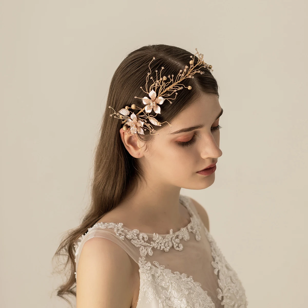 

O537 Retro Wedding Bridal Headdress Golden Beads Pearl Flower Handmade Marriage Bride Hair Hoop Women Pageant Perform Tiara