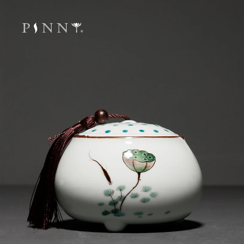 

PINNY Hand Painted Lotus Ceramic Tea Caddy Retro Storage Containers Chinese Kung Fu Tea Accessories Vintage Tea Service