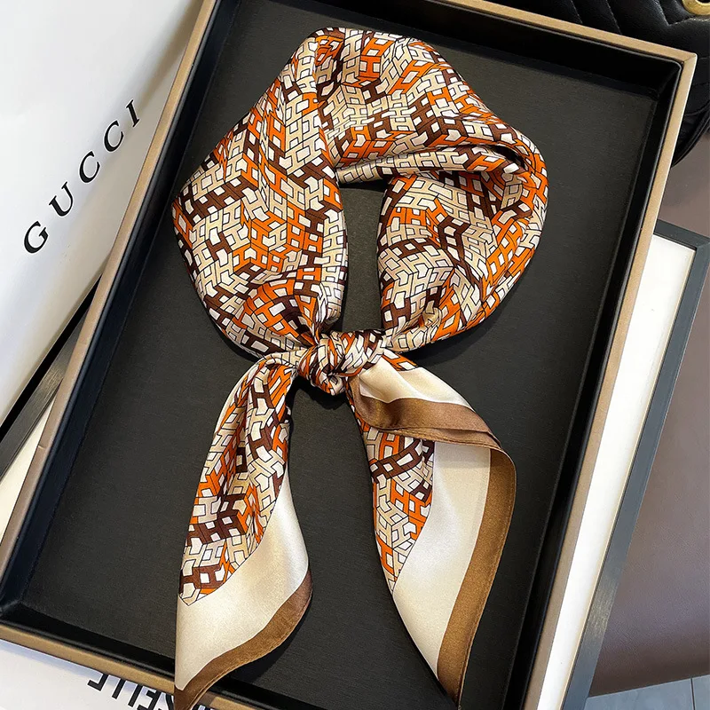 

2022 Real 100% Silk Scarf For Female Square Cat Neck Headband Foulard Hijab Scarves Women Shawls And Wraps Bandana Stole 70*70cm