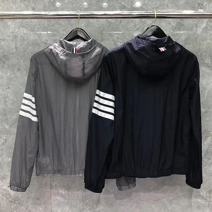 

TB 2021 Fashion Brand Jacket Men Quick Dry Striped Sun-Uv-Protective Loose Summer Coats Thin Casual Hooded Skin Windbreaker