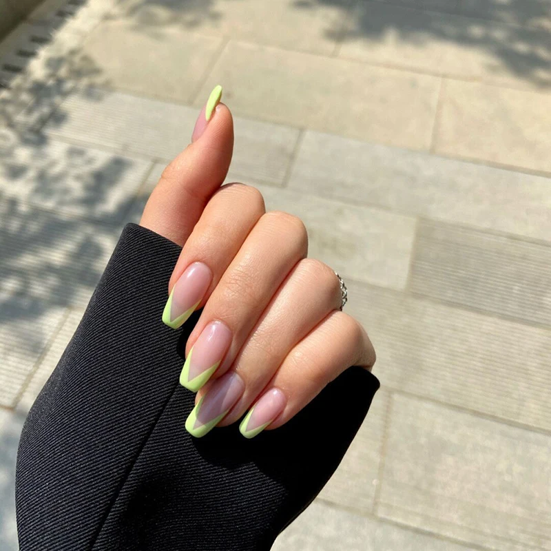 

24Pcs French Style Fake Nails Transparent Press On Nails Tips for Nails Nail Art Decoration False Nails With Glue For Manicure
