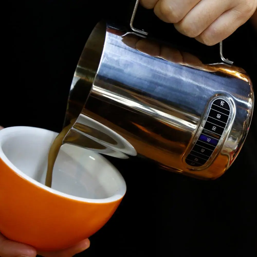 Кувшин для взбивания молока из нержавеющей стали 600 мл с отображением