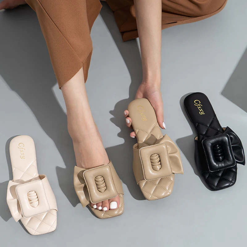 Фото Шлепанцы женские летние на плоской подошве сланцы сандалии модная обувь для дома
