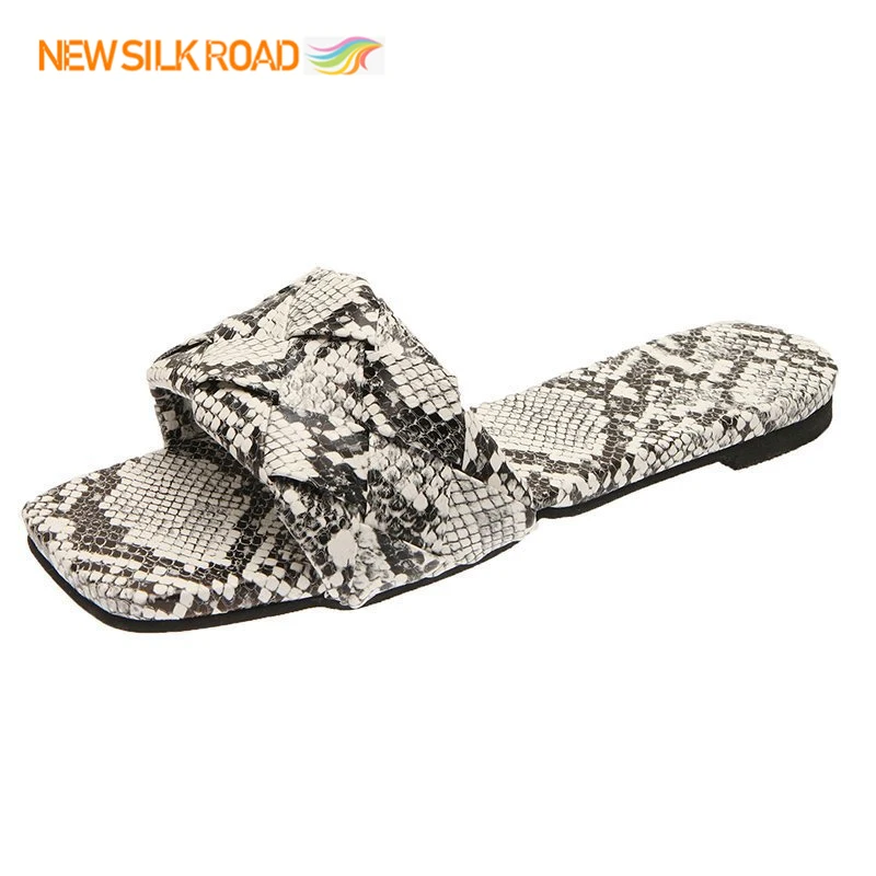 

Шлепанцы женские, летние, со змеиным принтом, с круглым носком