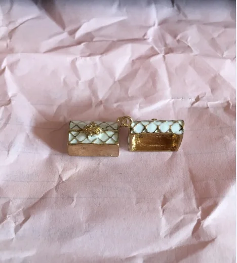 10 шт./лот сумка ромбами без задней подвески сплав Эмаль Шарм DIY Аксессуары Ожерелье Браслет головной убор ручной работы - Окраска металла: white