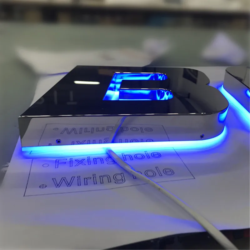 Винтажное полированное зеркало из нержавеющей стали с буквенным принтом