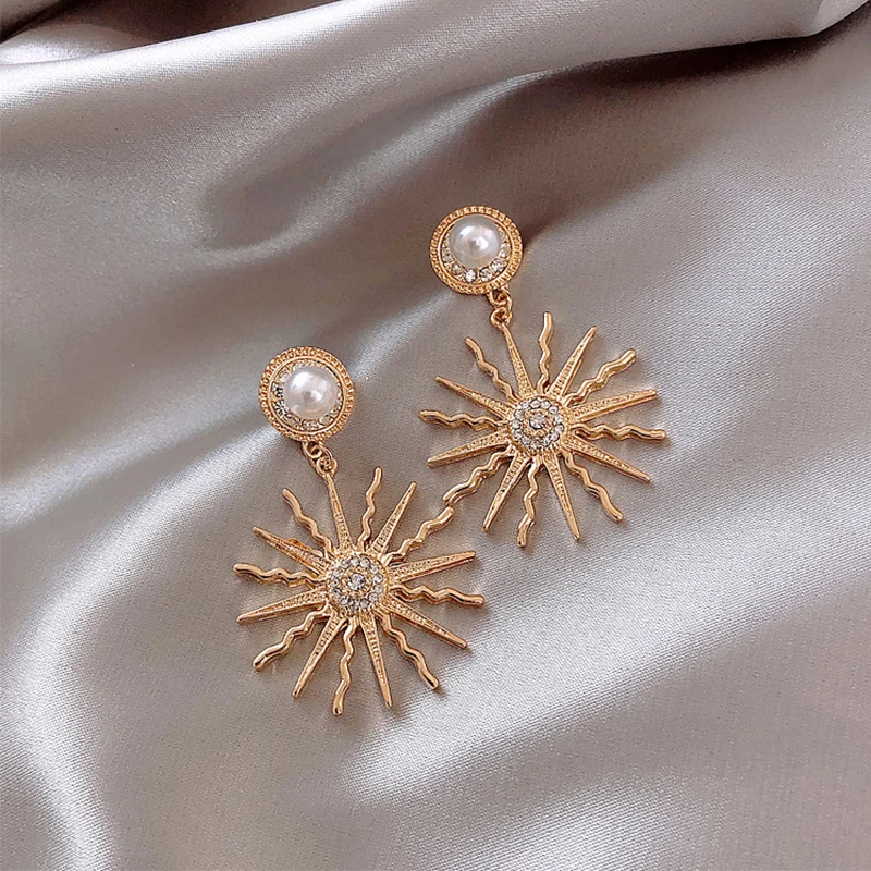 Женские серьги-гвоздики с жемчугом и бриллиантами | Украшения аксессуары