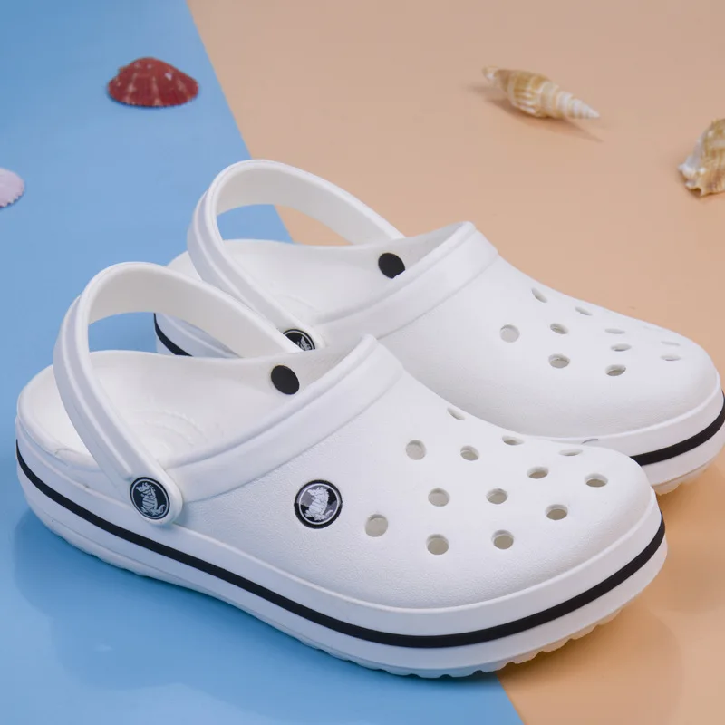 

Men's Summer Sandals Women Casual Outdoor Shoes Clog Non-slip Couple's Home Bathing Slipper Light Flip Flop Fashion Croc for Men
