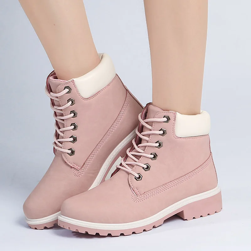 Женские зимние ботинки на меху однотонные ботильоны квадратном каблуке со