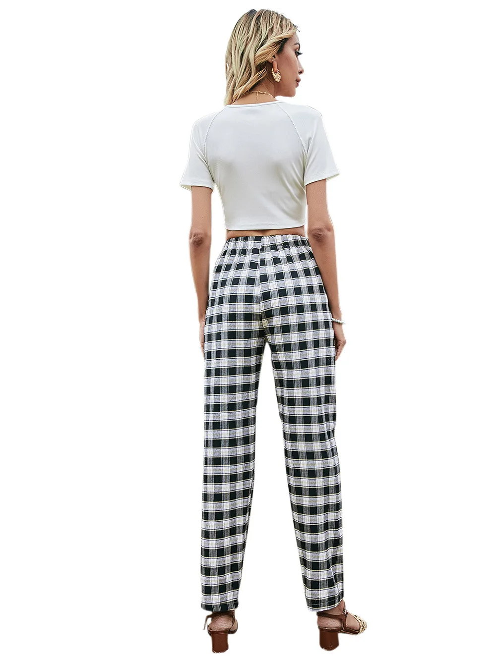 

Casual Women Matching Clothing White Sexy V-neck Short Top And High Waist Black White Pants Suit Loose Ladies Two Piece Set