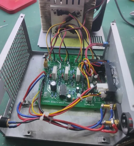 Электронная нагрузка Тесты доска комплект постоянный ток разряда старения