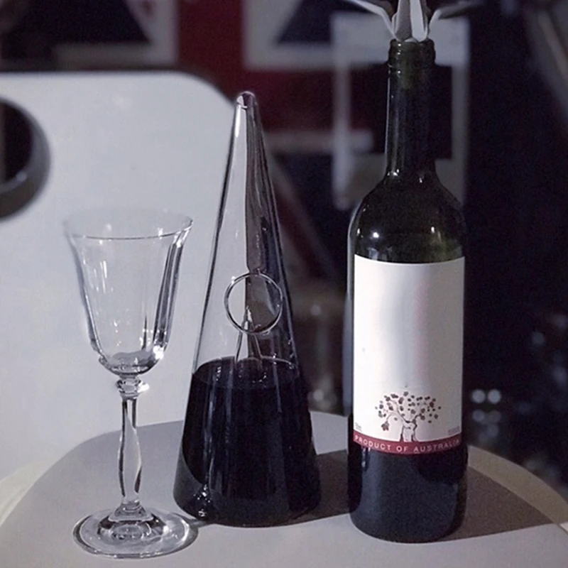 

Wine Decanter,Pyramid Decanter Creative Personality Red Wine Waterfall,Fast Filter Wine Separator,350ML