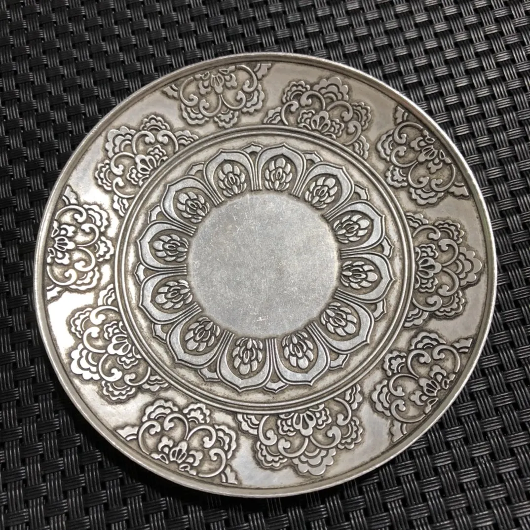 

China Elaboration Old Tibet Silver Engrave Propitious Dish Metal Crafts Home Decoration