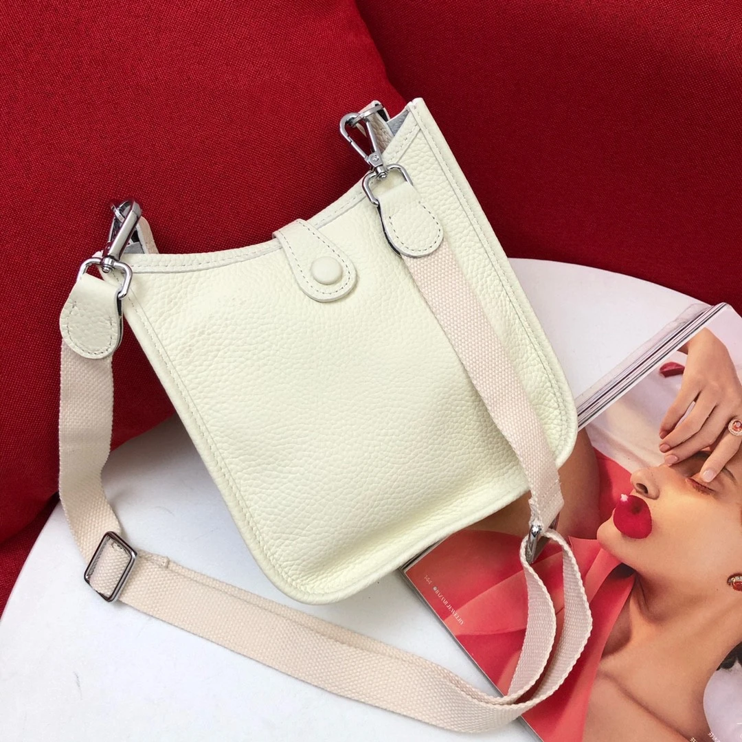 

Women Designer Fashion Shoulder Bag Brand Luxury Genuine Leather Crossbody Bag Ladies Classic Solid Color Mini Purse New 2021