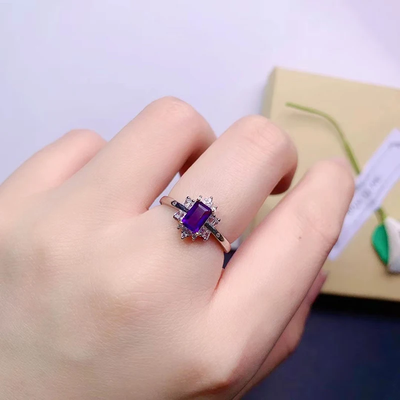 

Natural Amethyst Ring for Women Party Fine Jewelry S925 Sliver 4*6MM Square Cuted Gemstones With Certificate February Birthstone