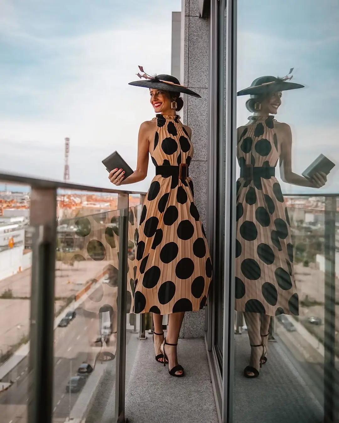 

Lady temperament polka dot pleated halterneck dress A-line skirt woman dress off the shoulder dresses