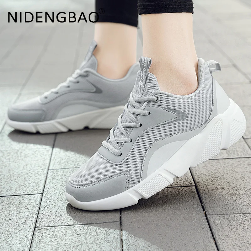 Men Women Sneakers Mesh Breathable Lightweight Couple Outdoor Walking Jogging Running Sports Shoes Unisex Athletic Trainers