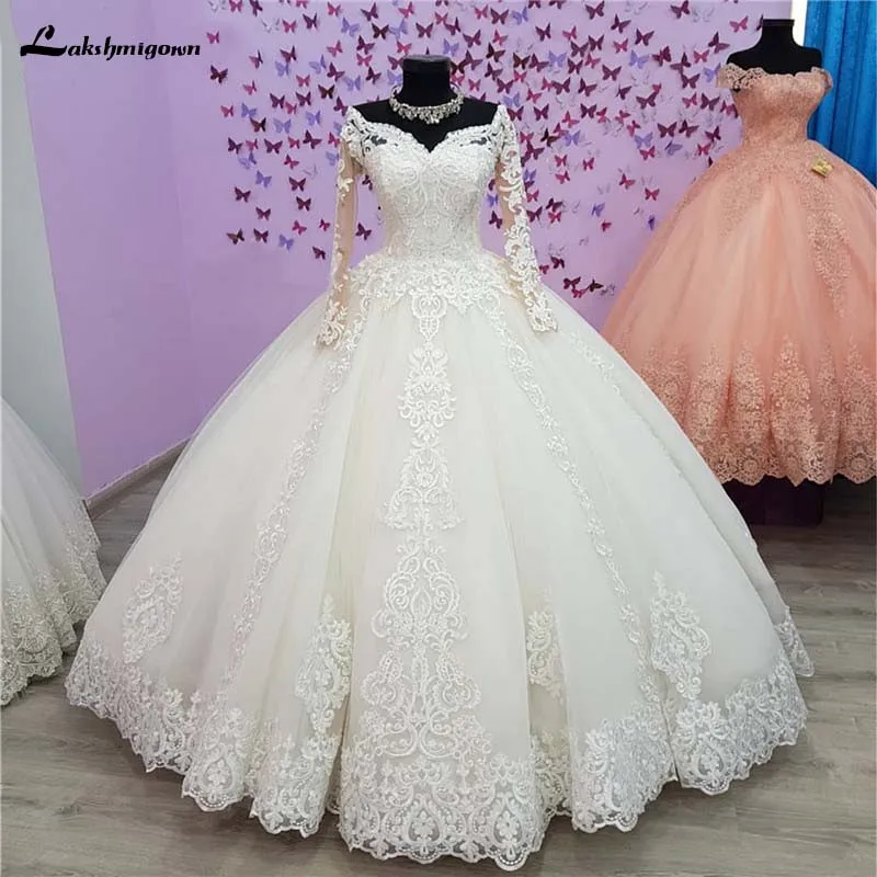 Роскошные кружевные свадебные платья с длинными рукавами v образный вырез