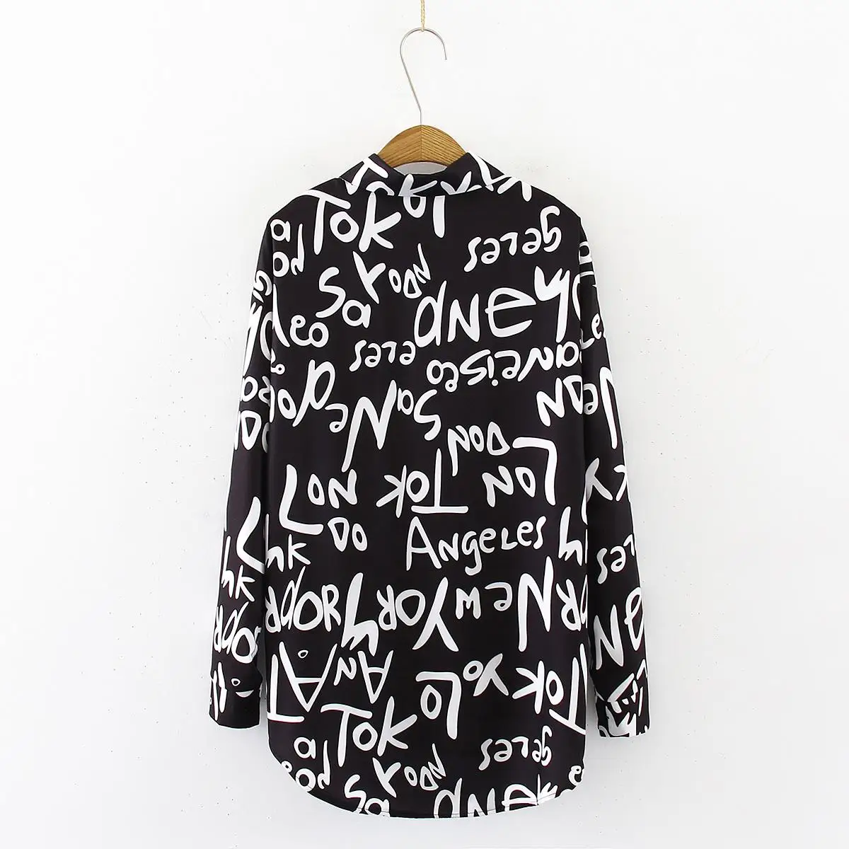 

2021Spring Autumn Long Sleeve Women Blouses Graffiti Letter Print Blouse Fashion Casual Loose Shirt Tops Blusas Mujer