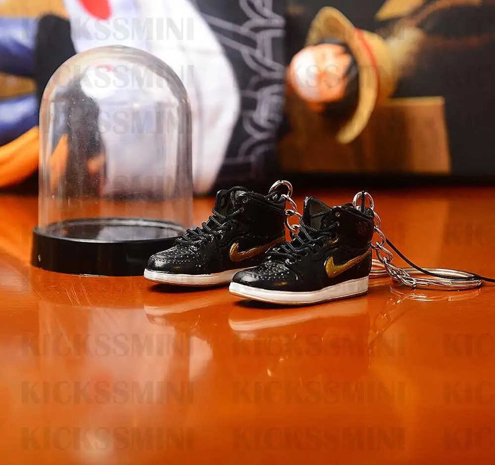 a pair w metal ring Дропшиппинг aj1 Chicago «не для перепродажи Красный» брелок в виде кроссовка Air Jordan 1 3D мини-кроссовки, запатентованный спортивный обувной брелок с кроссовком - Цвет: a pair w metal ring