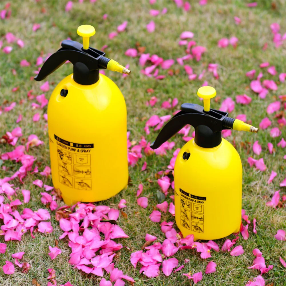 

Hand Air Pressure Sprayer Plastic Empty Adjustable Nozzle 2L 4L Handheld Watering Pump Spray Bottle Home Gardening Tool