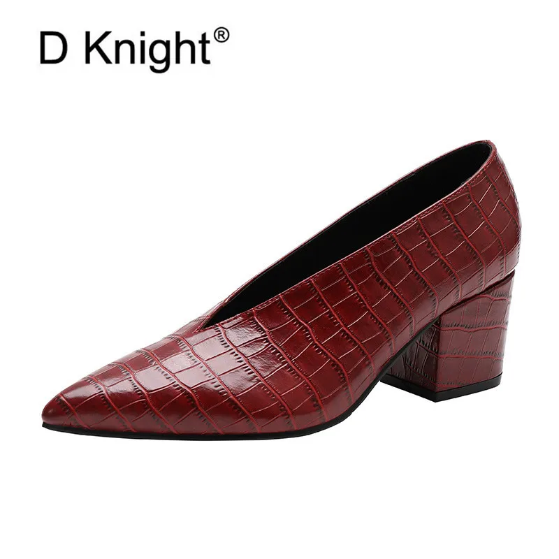 

Retro Deep V Pointed Toe Single Thick Heel Autumn New High-Heels Grandma Shoes All-Match Soft Snake Patent Leather Pumps Women