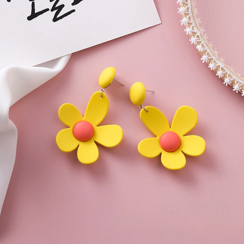 Женские акриловые серьги-гвоздики Цветные Цветочные серьги милые