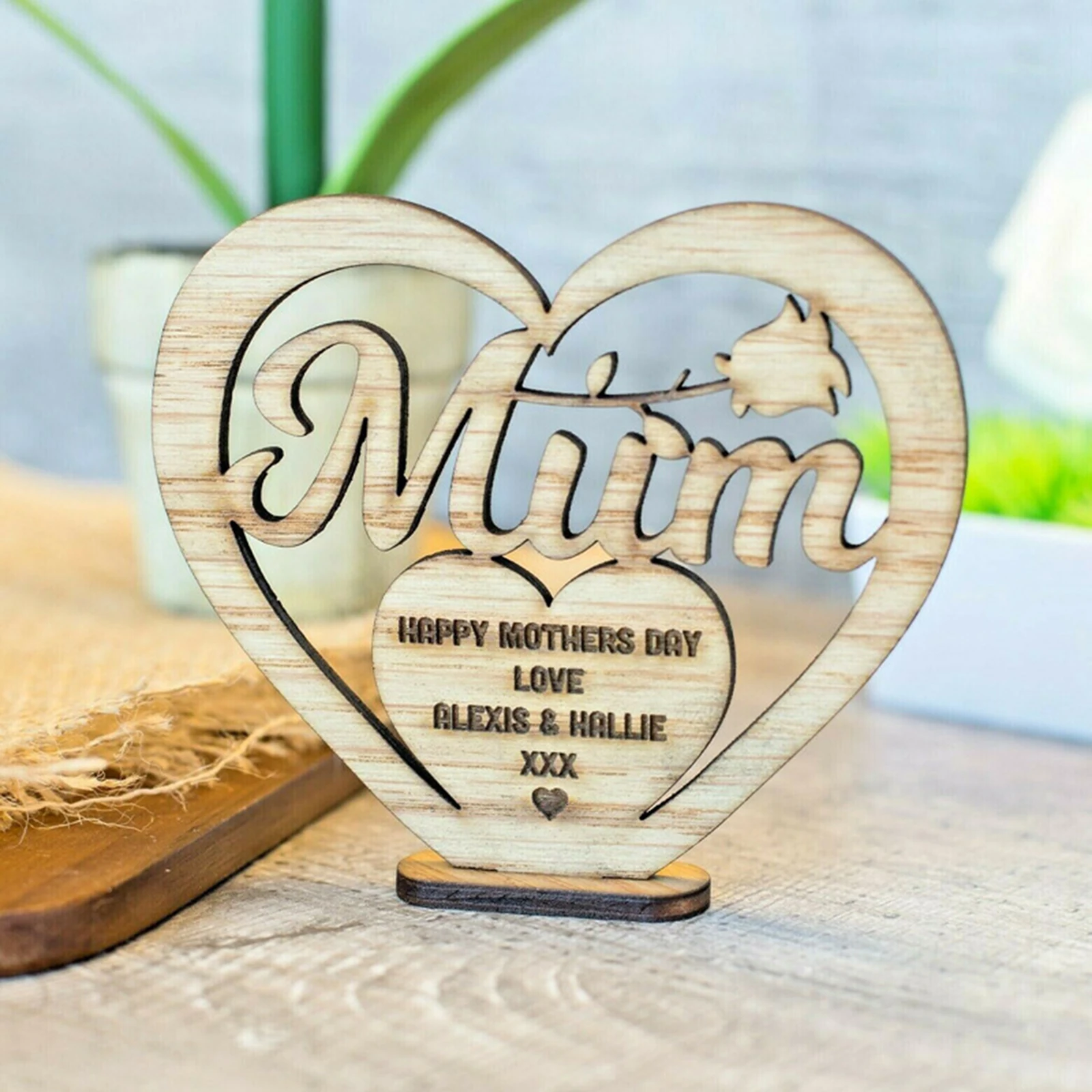 

Wooden Hollow Decoration, Art Plaque Craft Free Standing Sign Gift for Mother,