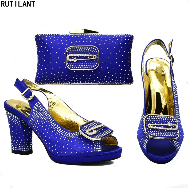 Женская обувь в итальянском стиле комплект из обуви и сумки украшенные стразы