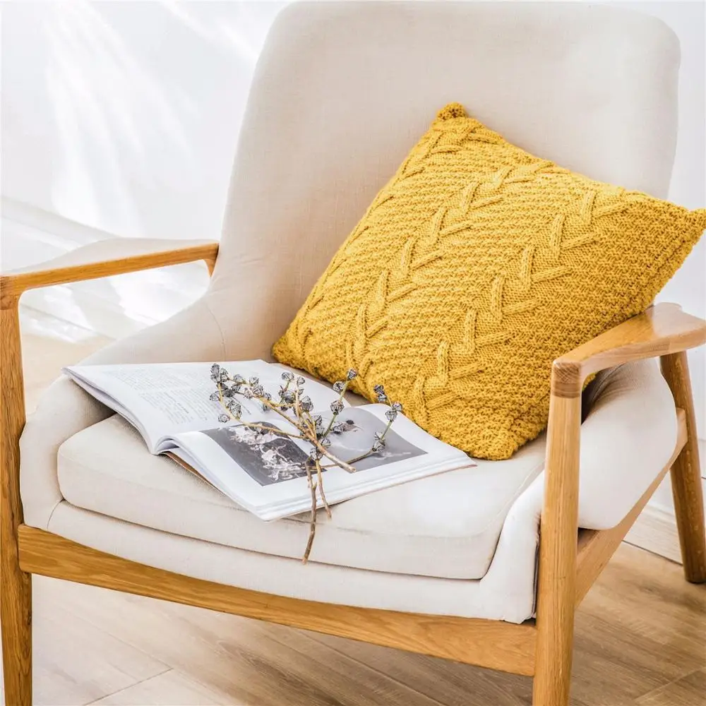 Вязаный чехол для подушки однотонный цвета слоновой кости серого розового