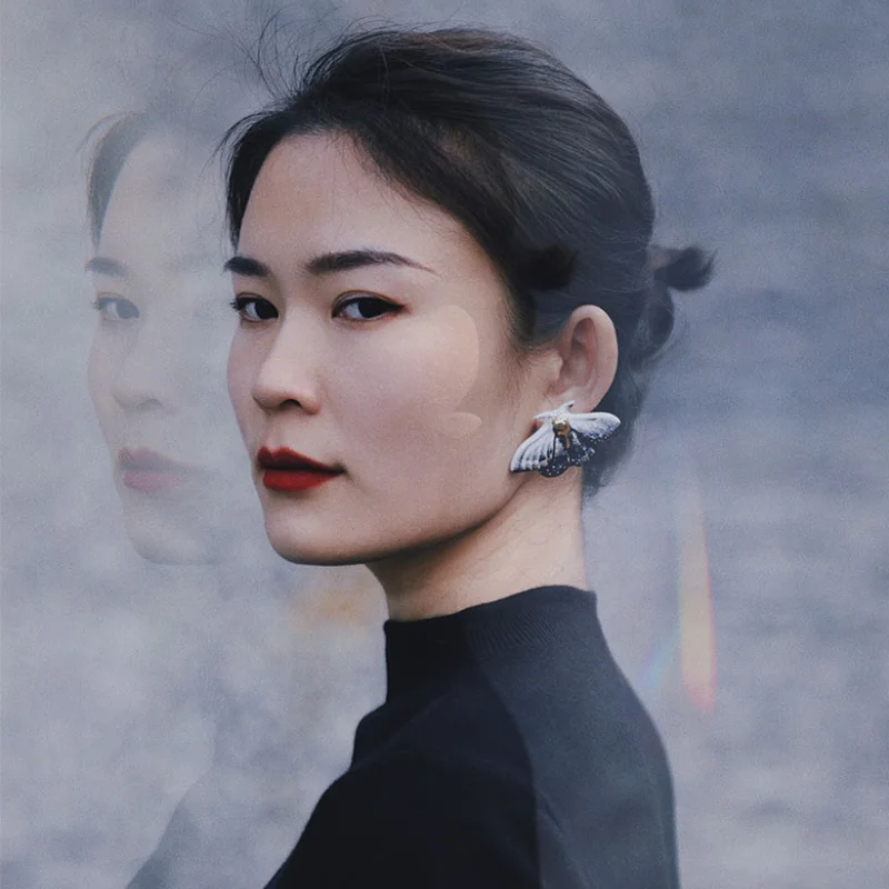 Оригинальный дизайн [Blue Ling Moth] нишевые индивидуальные уникальные темпераментные