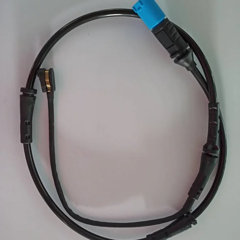 

Brake pad wear sensor OEM 34356870353 For BMW X5 G05 09/2017 — 12/2019 X6 G06 06/2018 — 12/2019 X7 G07 11/2017 — 12/2019 front