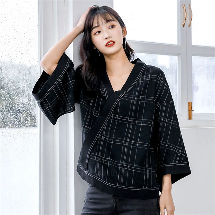 

New Yukata Asian Fashion Women's Japanese Traditional Clothes Cardigan Harajuku Streetwear V-neck Black Loose Retro Plaid Kimono