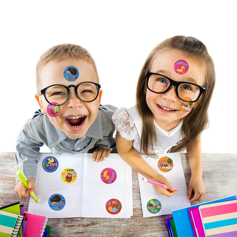 

500pcs Reward Stickers Encouragement Labels Roll for Kids Motivational Sticker with Cute Animals for Children Students Teachers