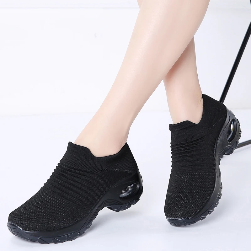 Прогулочная обувь для женщин Повседневные кроссовки Обувь на платформе Слипоны