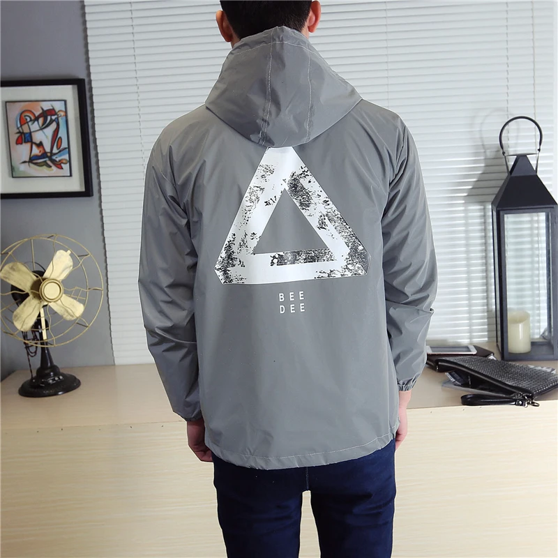 

Men Spring New full reflective Windbreaker Jacket male Streetwear hip hop printed Loose Hooded Coats fluorescent clothing