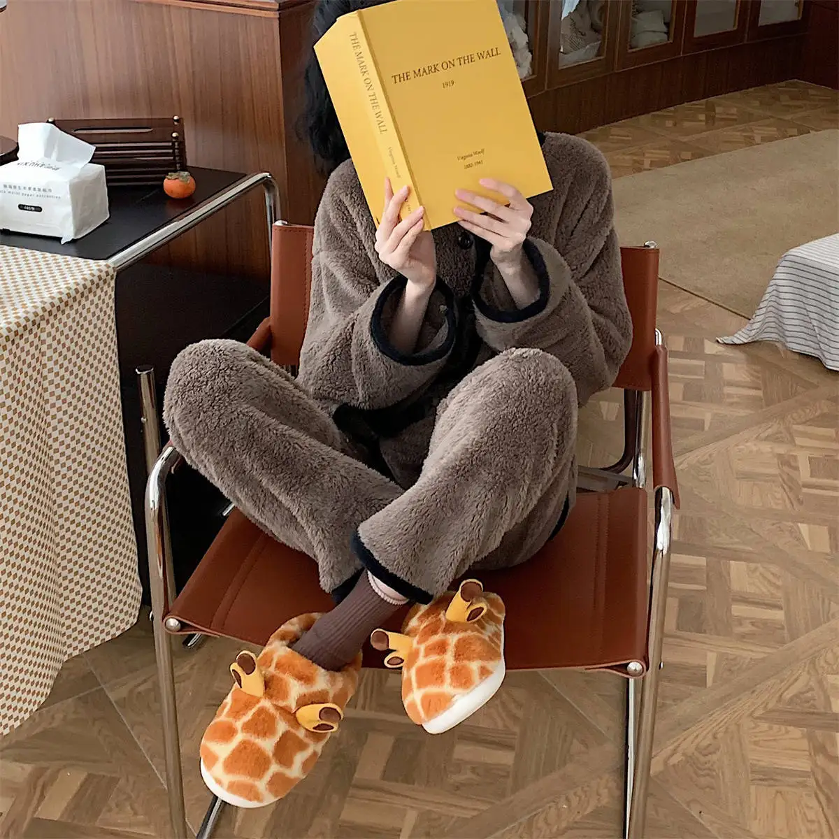 Women Cartoon Warm Thick-soled Cotton Slippers Winter Giraffe Soft Shoes Indoor Warm Plush Comfortable Female Slippers