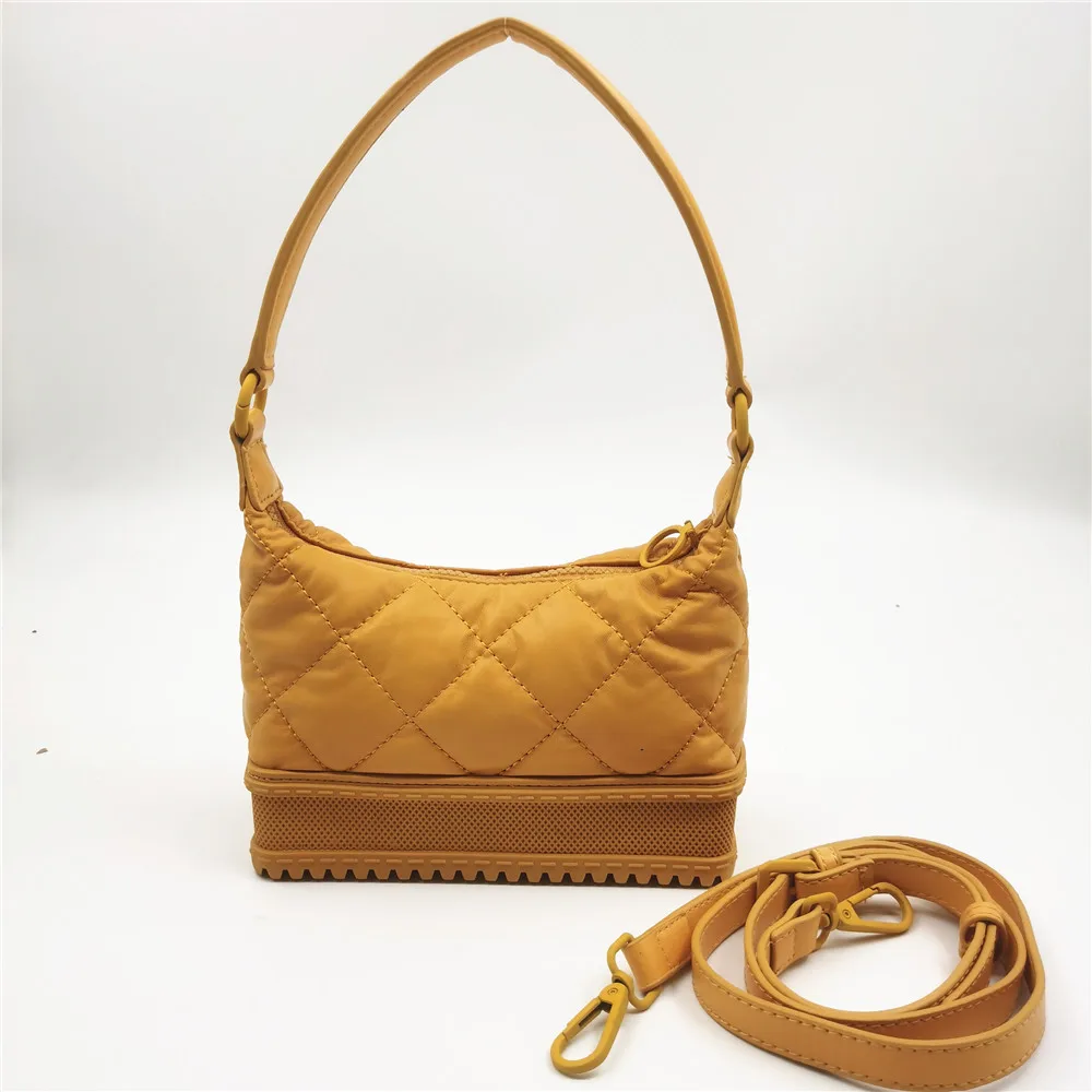 

New Arrival Unique Winter Mini Quilted HandBag With Soft Rubber Bottom Ladies Fashion Designer Cross Body Bag For Women