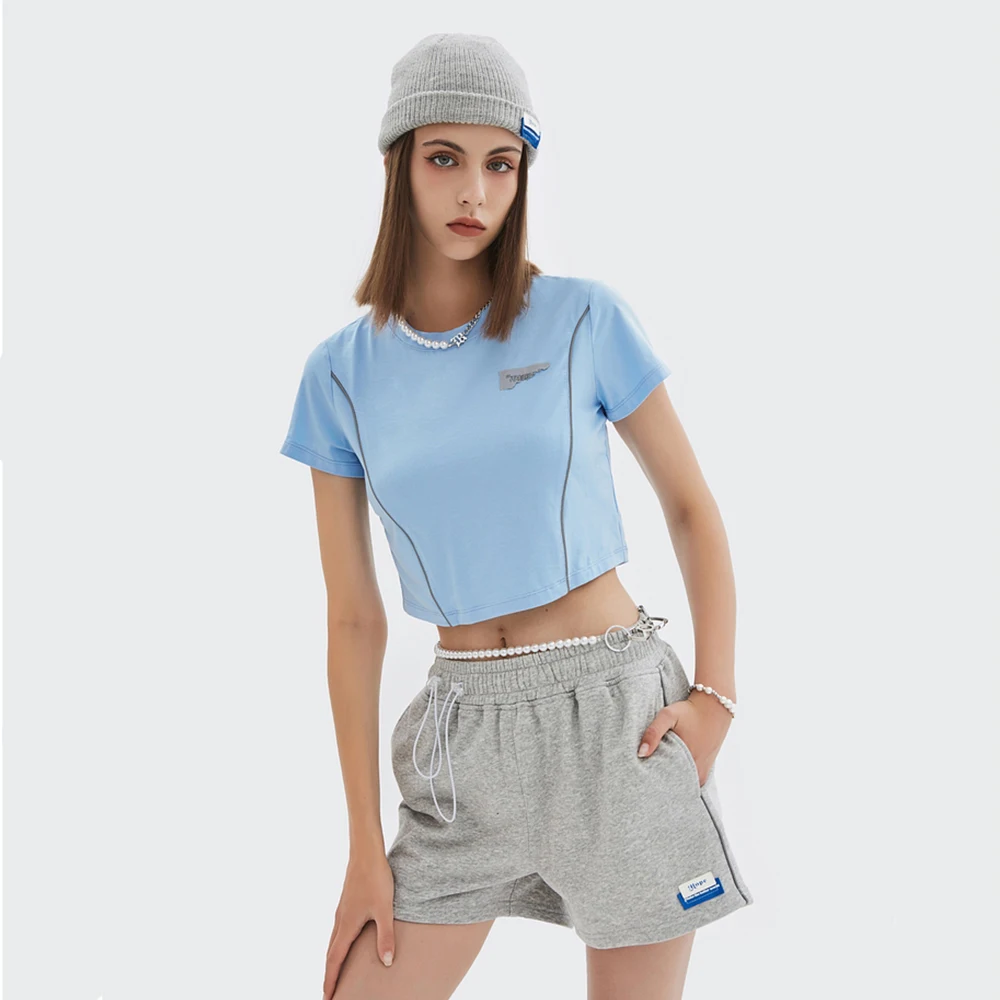 

Кроп-топ женский короткий с цветными вставками и надписью «Dark Icon»