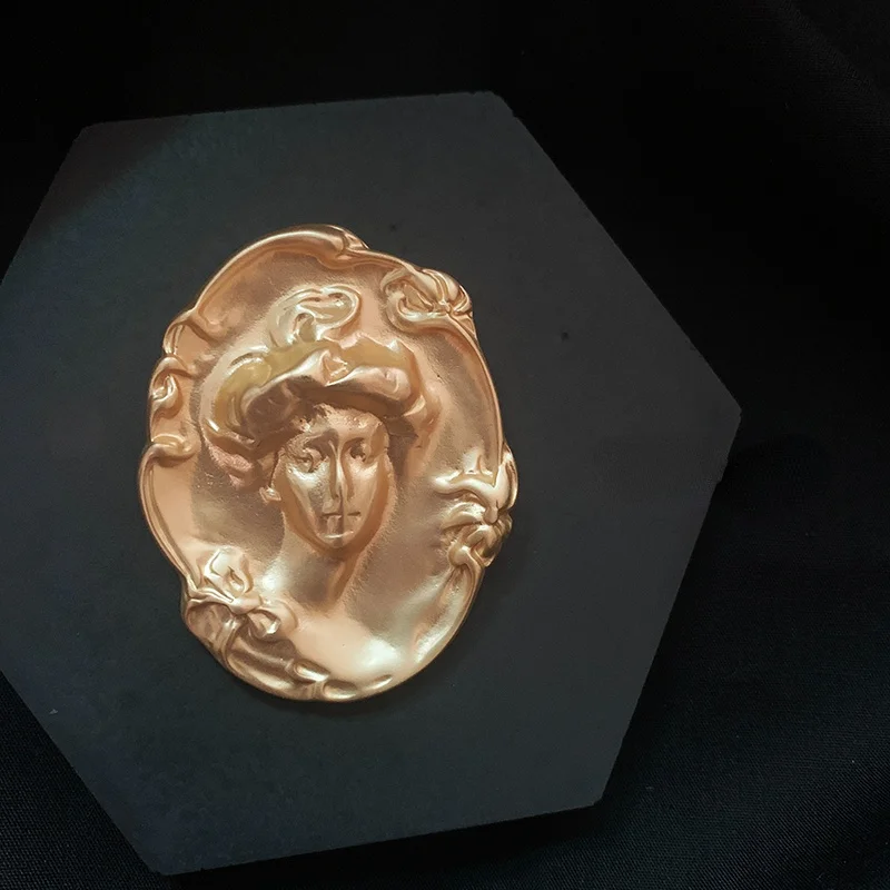 1 шт. винтажные металлические абстрактные полулицевые Броши золотого цвета в