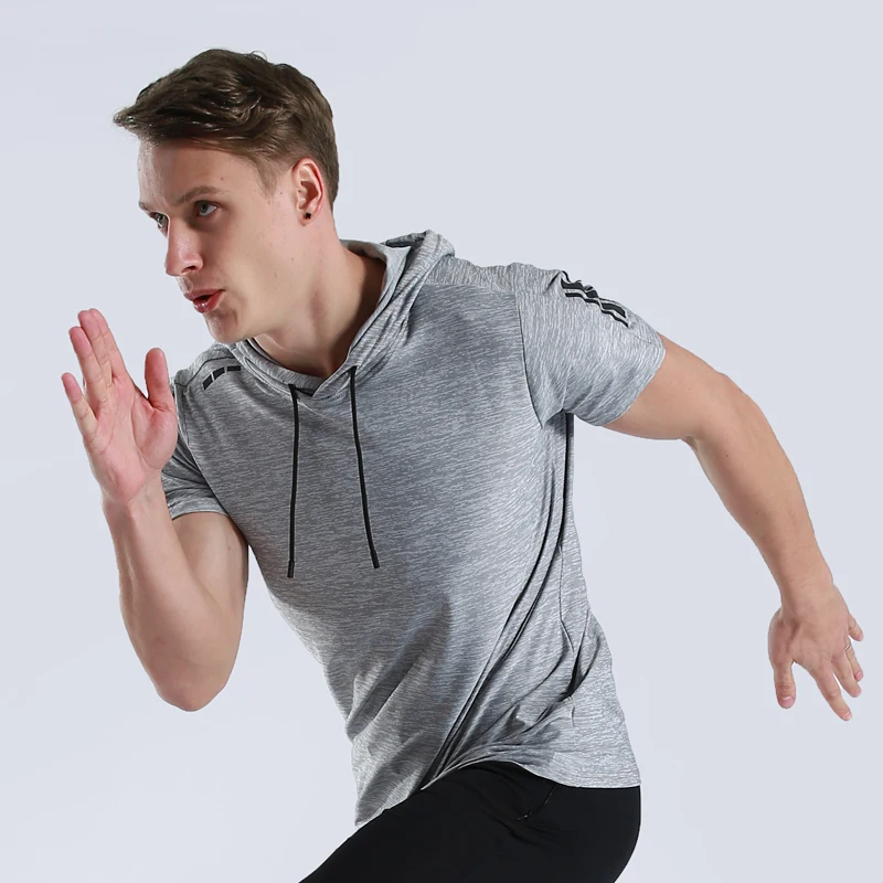 Мужская спортивная футболка с капюшоном коротким рукавом быстросохнущая для