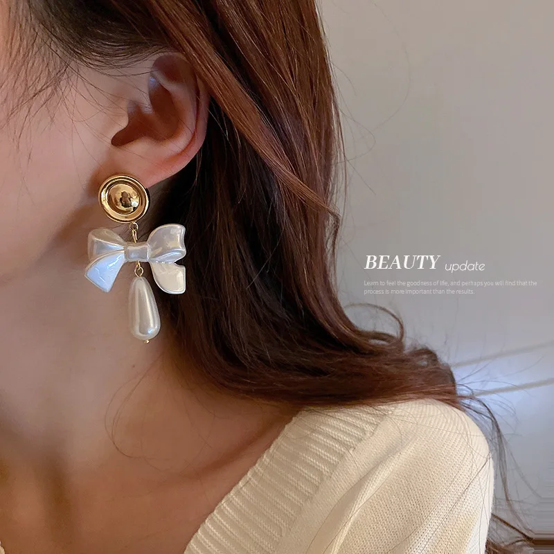 

Новые корейские модные милые круглые серьги с французским бантом и бусинами для женщин, милые серьги-подвески для девочек, ювелирные издели...