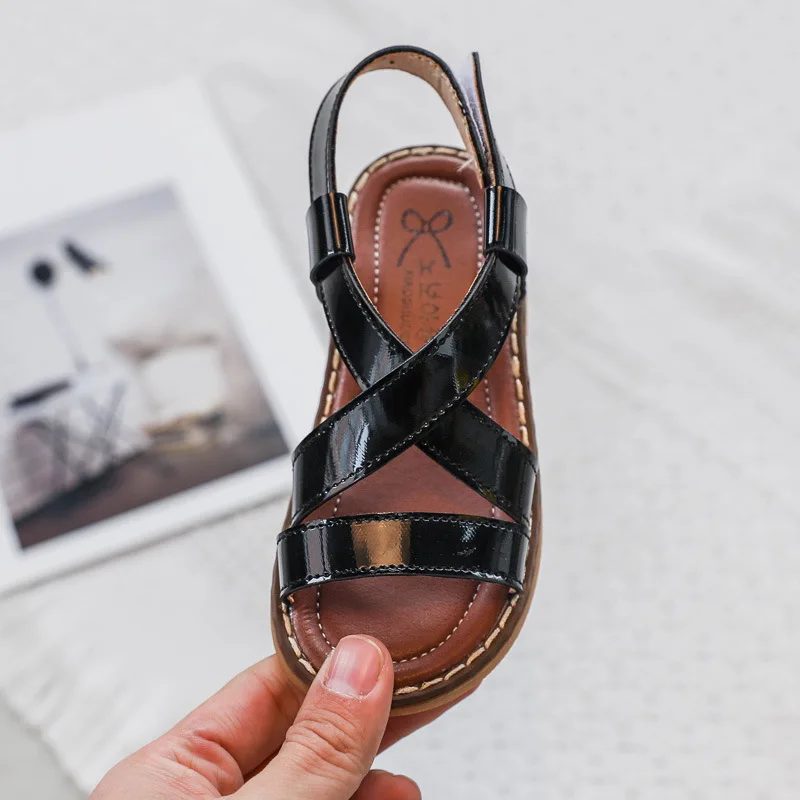 Обувь для девочек из искусственной кожи Летние сандалии маленьких Нескользящая