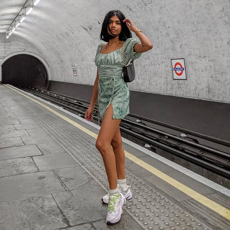 

New French Romance Off Shoulder Tassel Crop Tops Women Elegant High Street Casual Simple Short Sleeve T-shirt 2020 Summer Tees