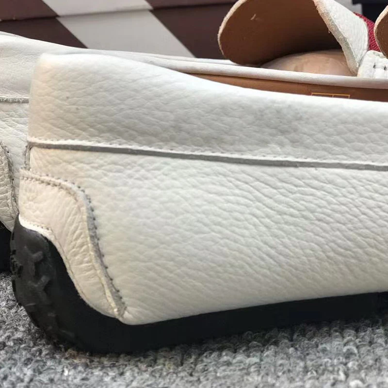 

Designer Men's casual Shoes Stripes Driving Shoes Fashion Breathable White Plain Leather Loafers Moc Toe Stitching Vamp