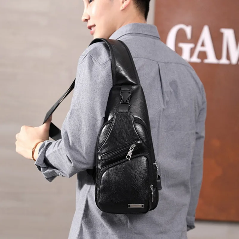 

Men's Crossbody Chest Bags Waist Bags Men's USB Charging Headphone Plug Leather Shoulder Bag Diagonal Package New 2020
