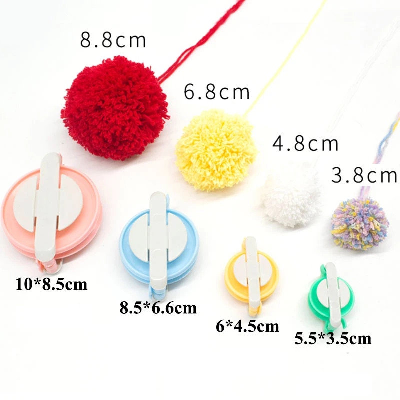 

1 Set New Hot Sold Essential Classic Pom-Pom Pompom Maker Fluff Ball Weaver Needle Craft Knitting Tool DIY Set- Random Color