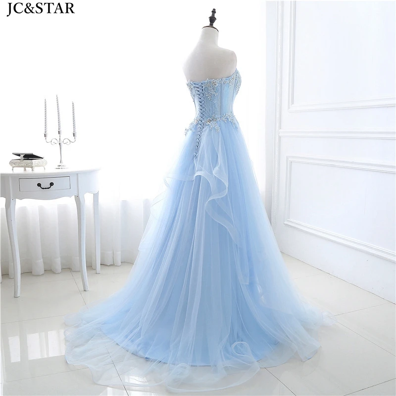 Женское вечернее платье со шлейфом синее фатиновое с аппликацией из бисера