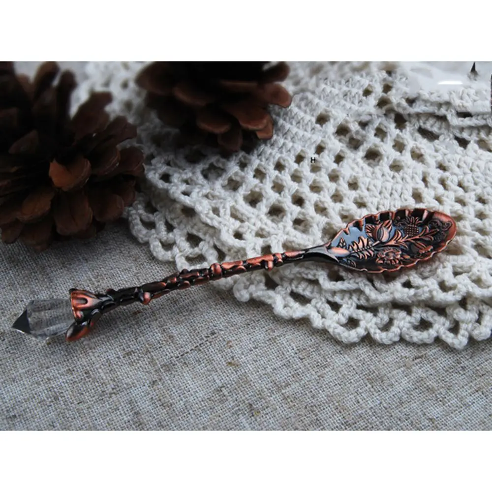 Винтаж резные с украшениями в виде кристаллов и цветов Кофе Чай ложка для