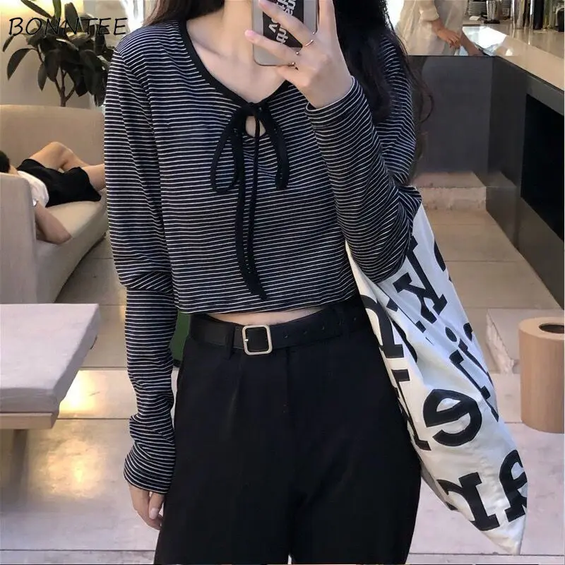 

Женская футболка с длинным рукавом, в полоску